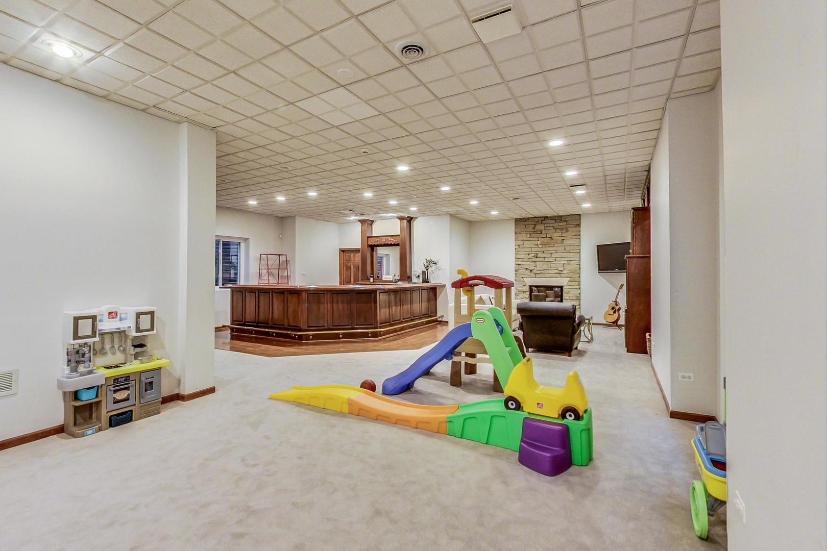 631 Austin Avenue Park Ridge, IL 60068 - Photo 55 of 80