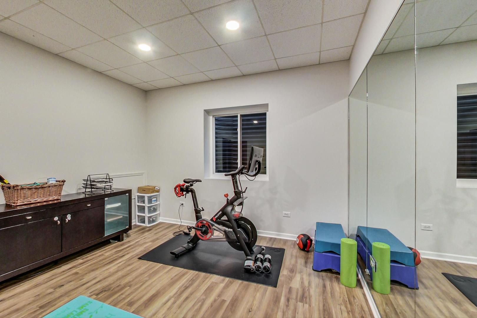 631 Austin Avenue Park Ridge, IL 60068 - Photo 60 of 80