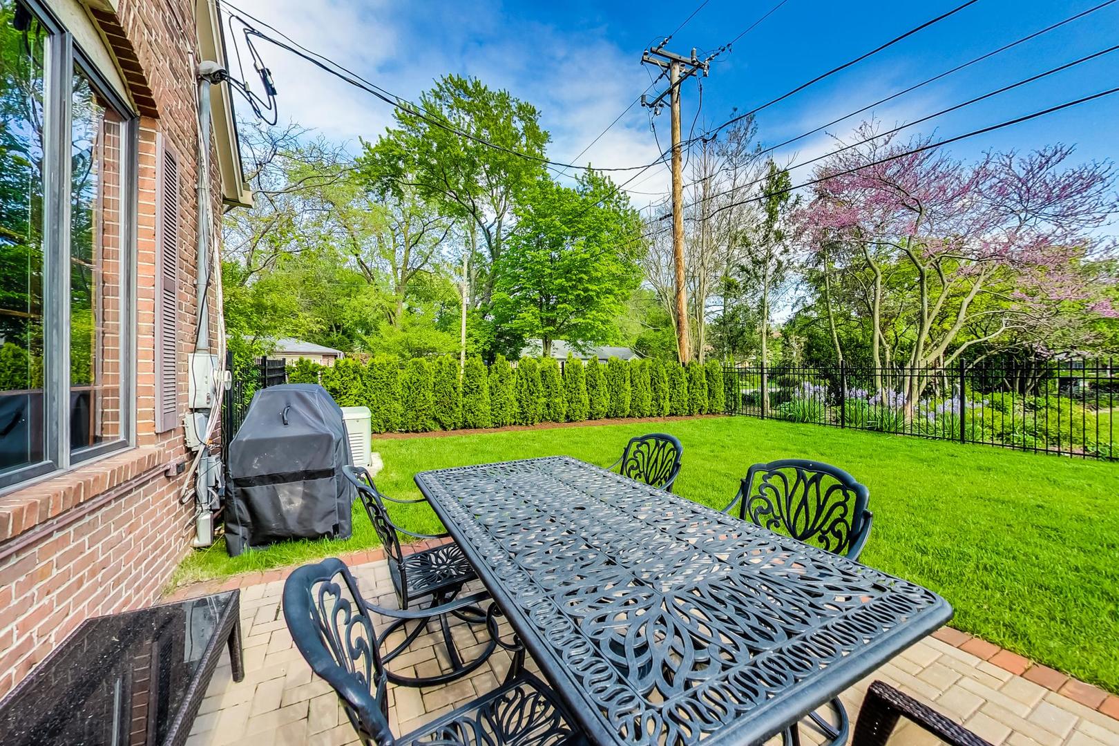 631 Austin Avenue Park Ridge, IL 60068 - Photo 70 of 80