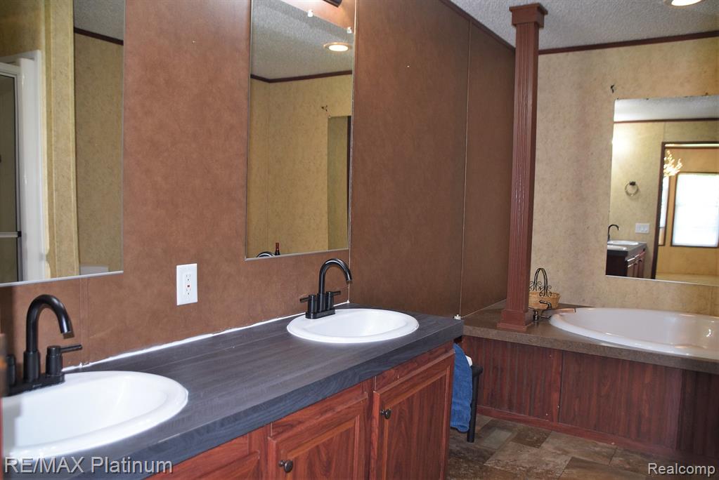 11301 Wooden Road Hanover, MI 49241 - Photo 30 of 36