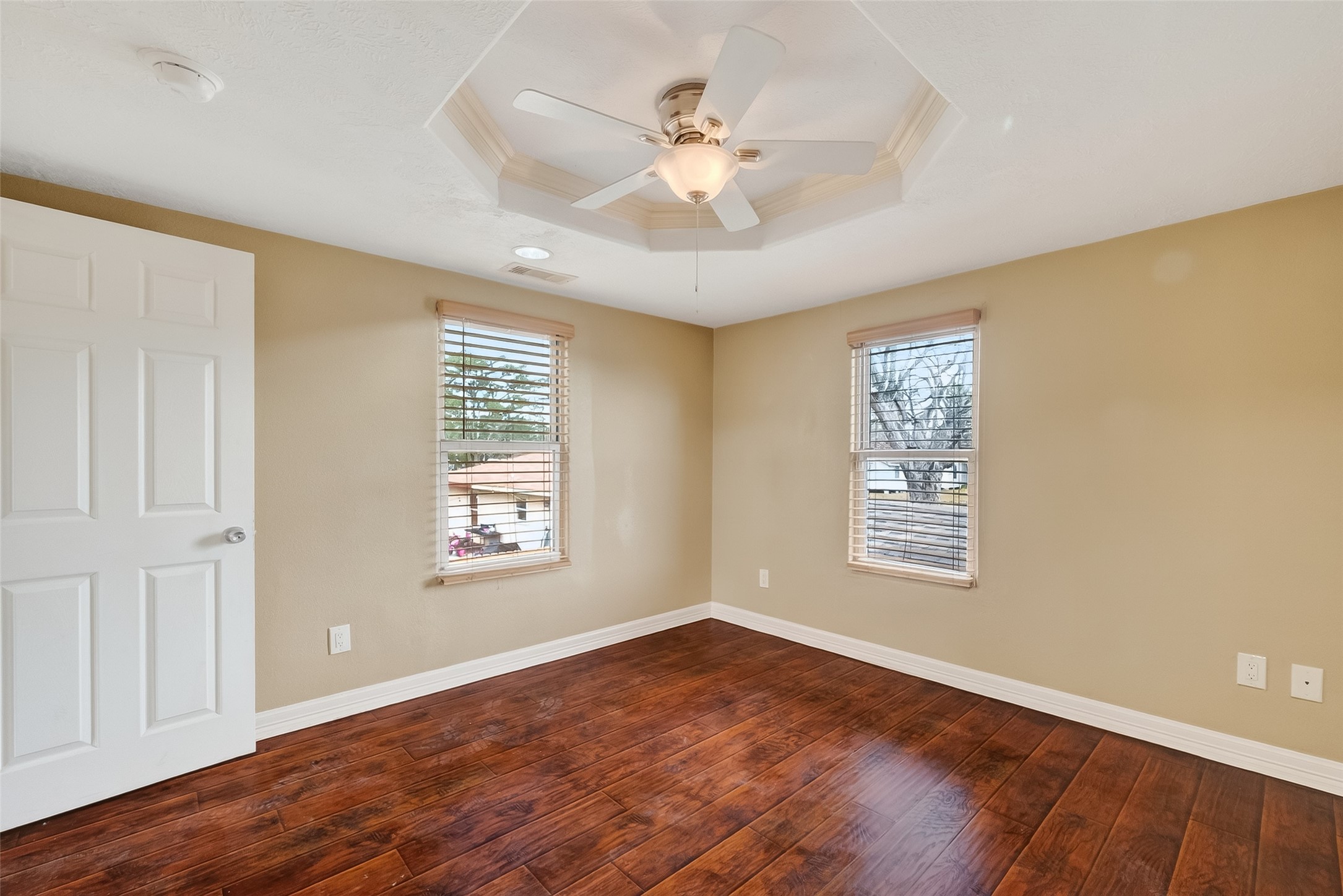 807-805 Ruth Street Baytown, TX 77520 - Photo 9 of 18 Gallery Image 9