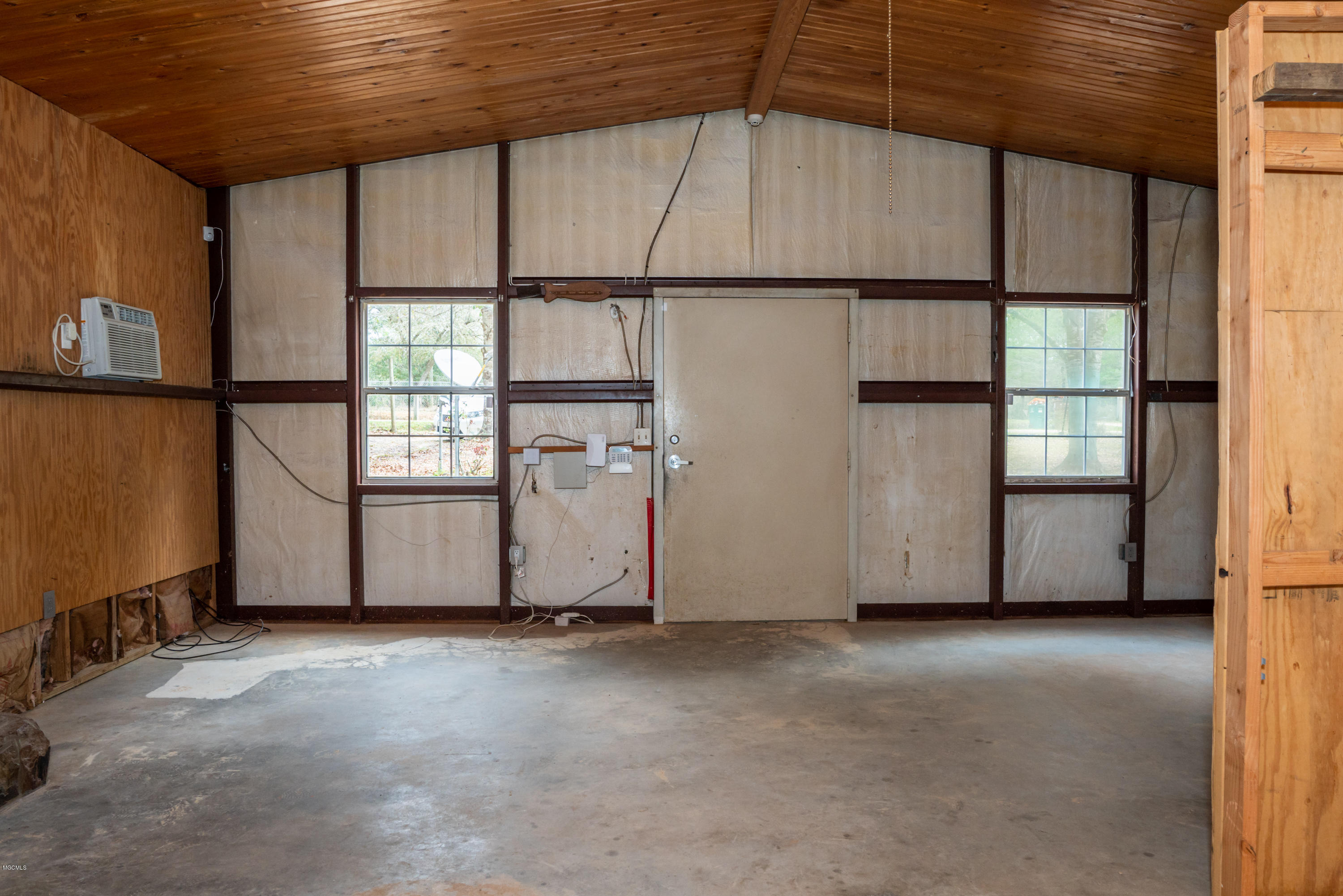 8215 Henley Road Pass Christian, MS 39571 - Photo 3 of 14 8215 Henley Road-16