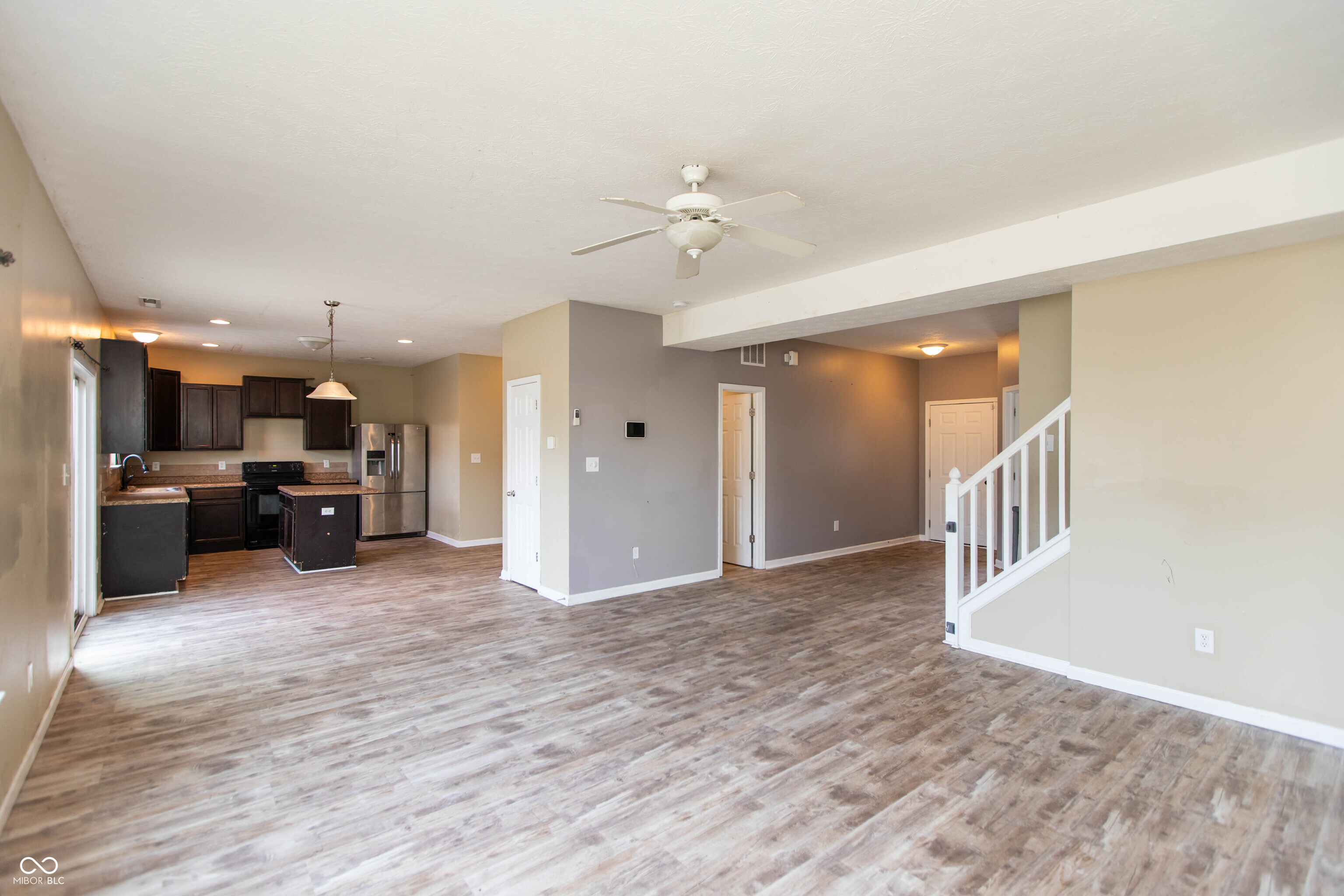 2471 Cabin Hill Road Indianapolis, IN 46229 - Photo 3 of 21