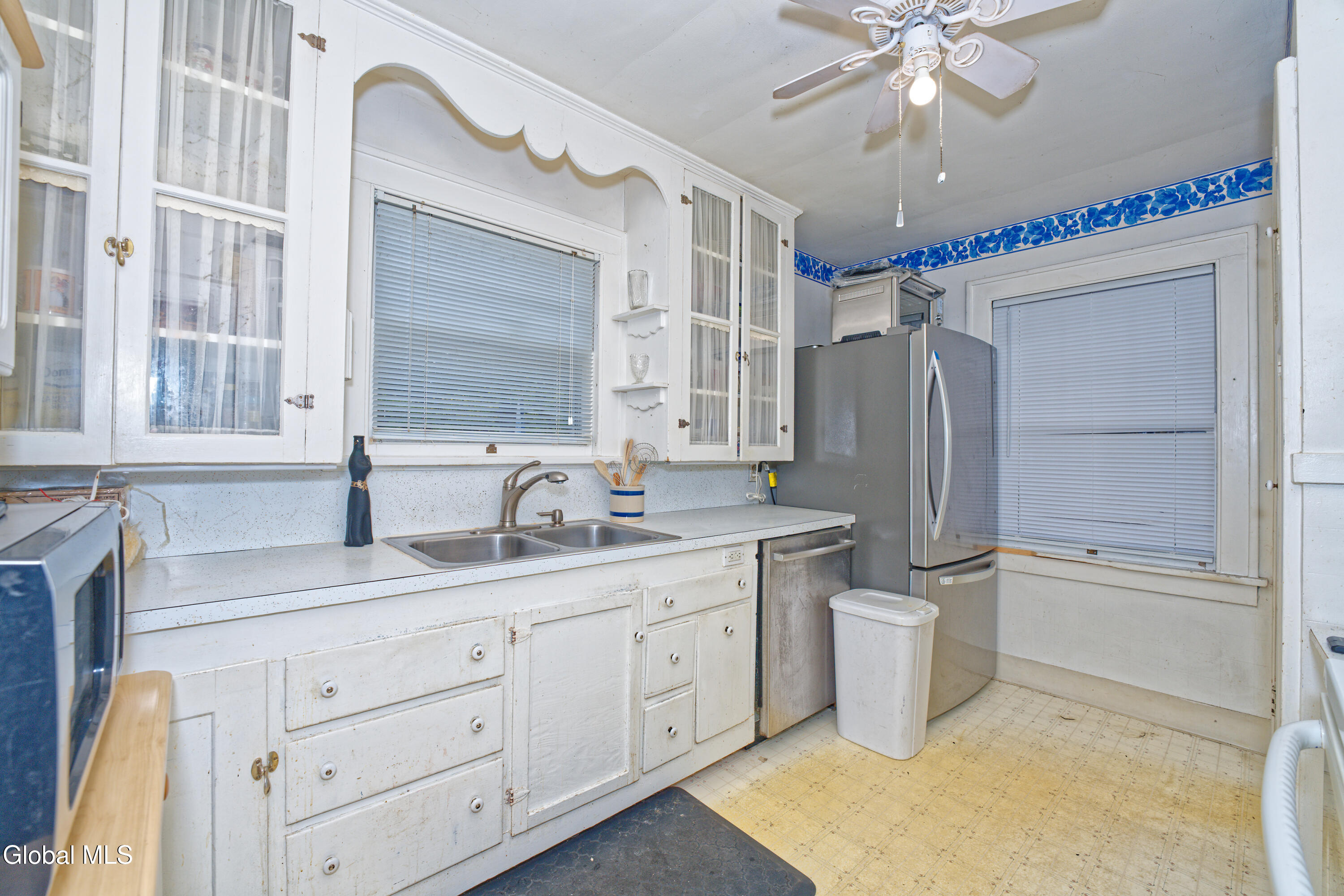 453 Ballston Road Glenville, NY 12302 - Photo 17 of 37 4 Kitchen 2