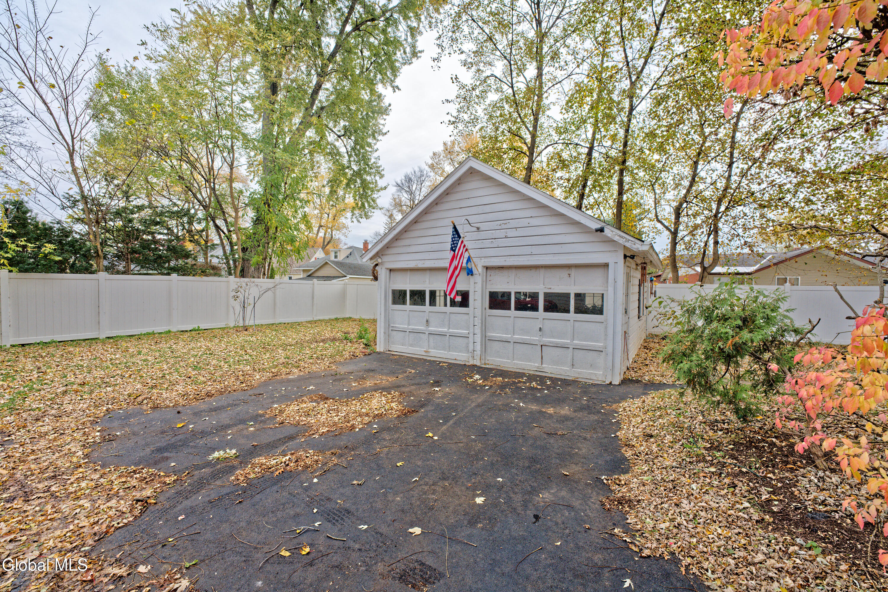 453 Ballston Road Glenville, NY 12302 - Photo 33 of 37 Yard 4