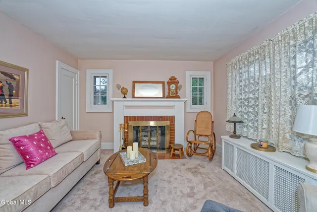 $279,900 | 453 Ballston Road, Glenville, NY 12302