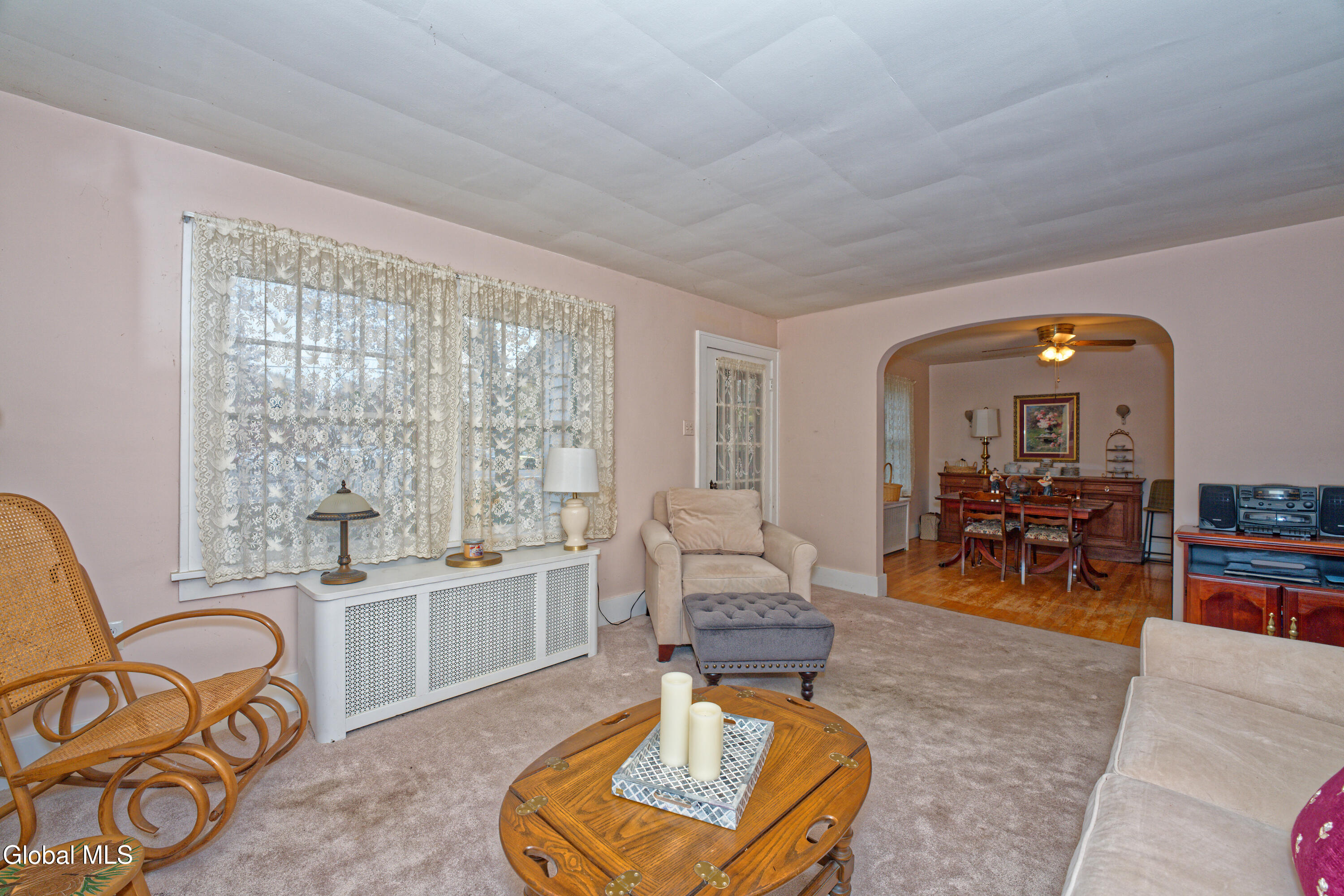453 Ballston Road Glenville, NY 12302 - Photo 8 of 37 1 Livingroom 4