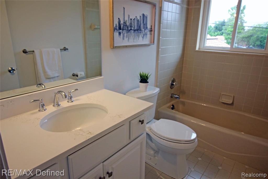 205 West Hamlin Road Rochester Hills, MI 48307 - Photo 20 of 23