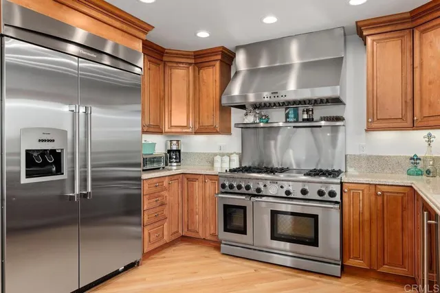 $8,950 | 830 Highland Drive, Solana Beach, CA 92075