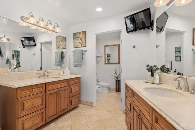 $8,950 | 830 Highland Drive, Solana Beach, CA 92075