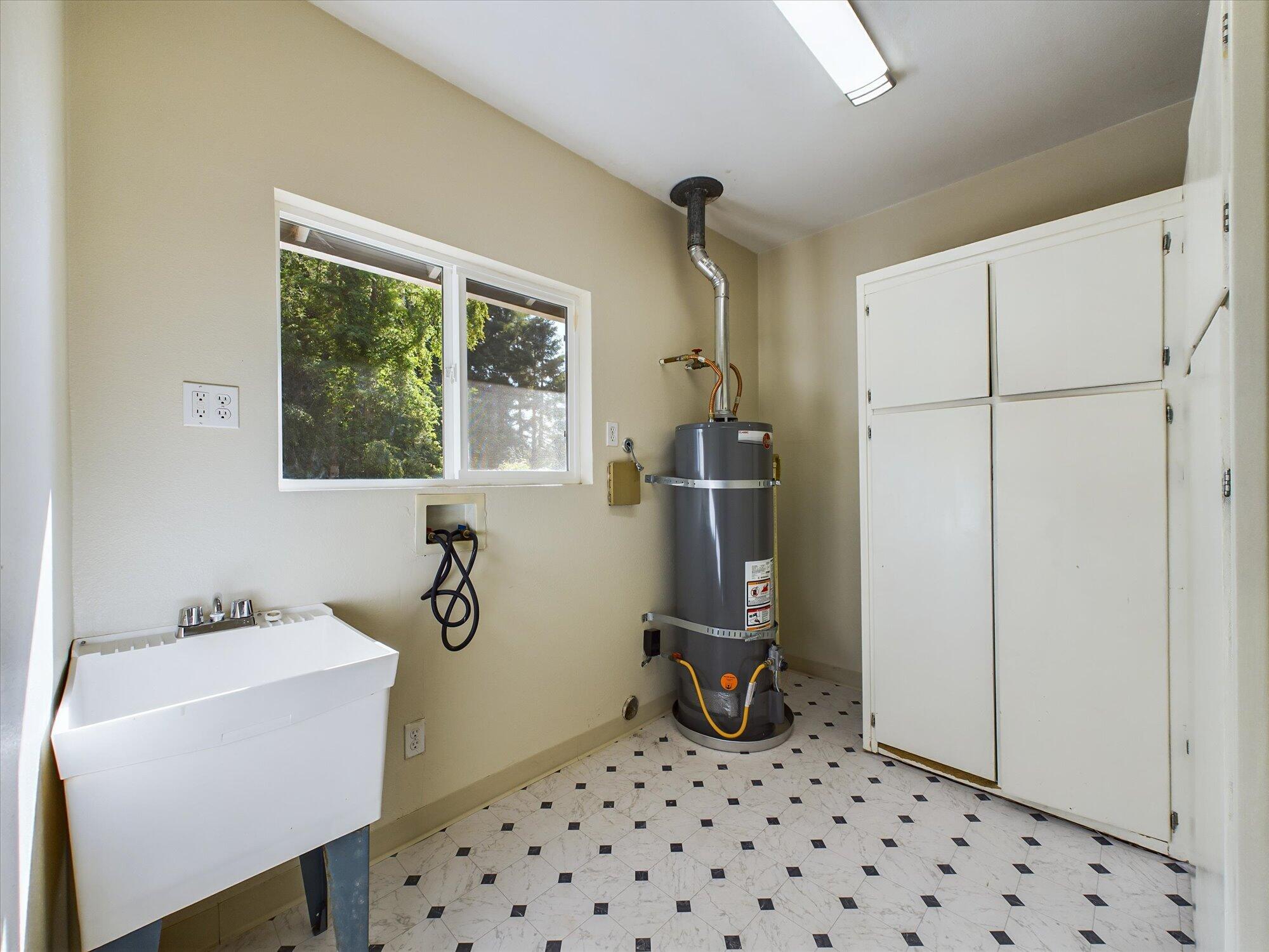 540 Hidden Valley Road Eureka, CA 95503 - Photo 26 of 51 30-540 Hidden Valley Road Bayside-329