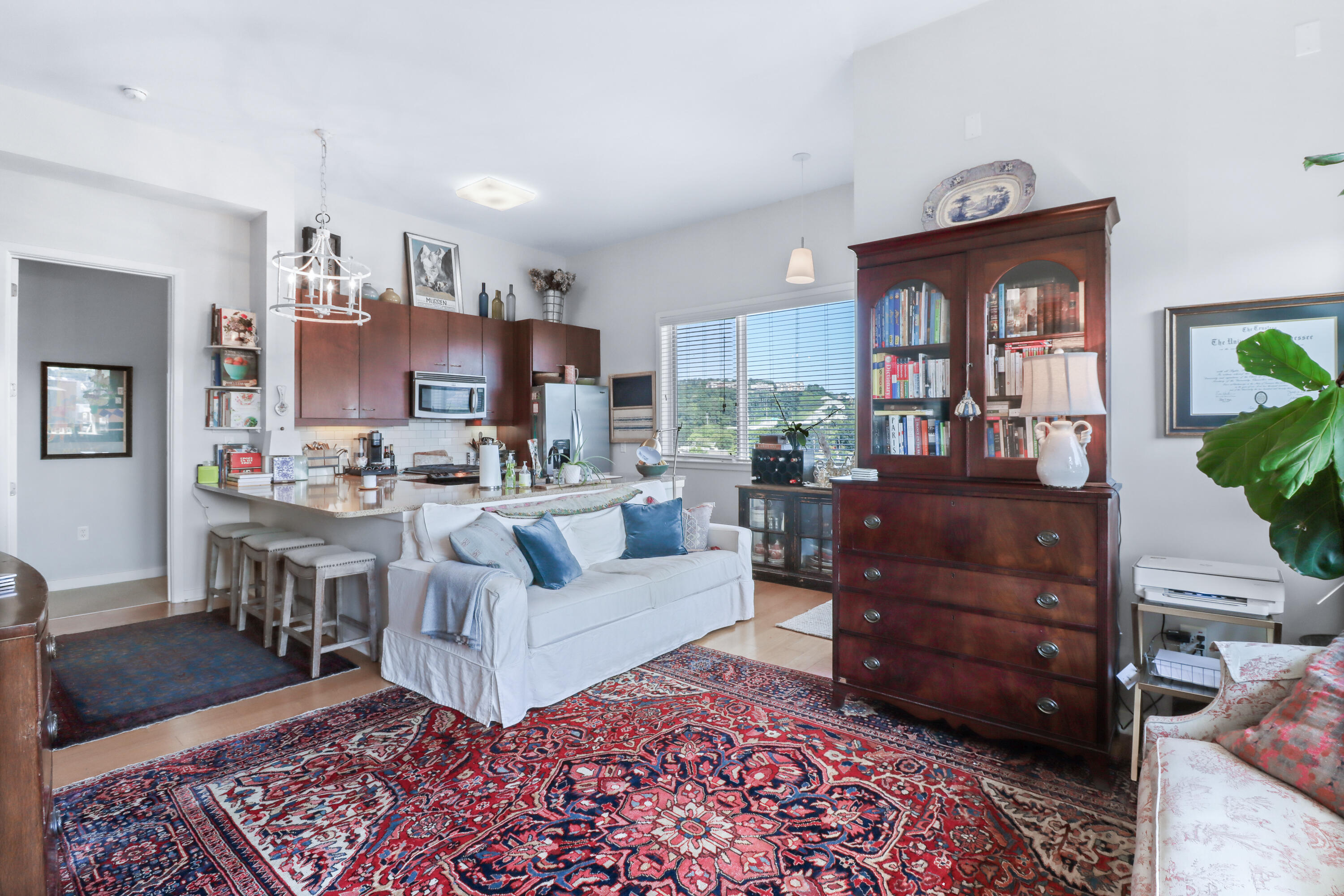200 Manufacturers Road, Unit 717 Chattanooga, TN 37405 - Photo 5 of 31 open concept living