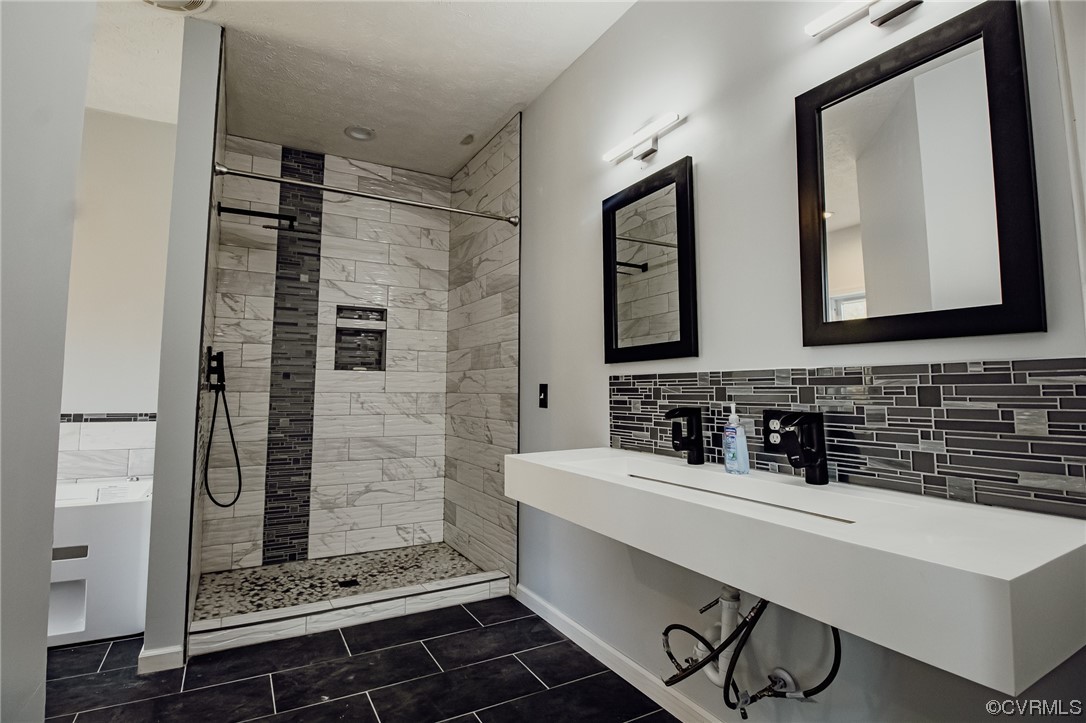 3105 Blue Bell Farms Road Powhatan, VA 23139 - Photo 24 of 50 a bathroom with double vanity and a mirror