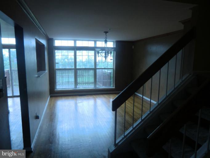 9115 Erfurt Court Laurel, MD 20708 - Photo 23 of 30 Dining Room