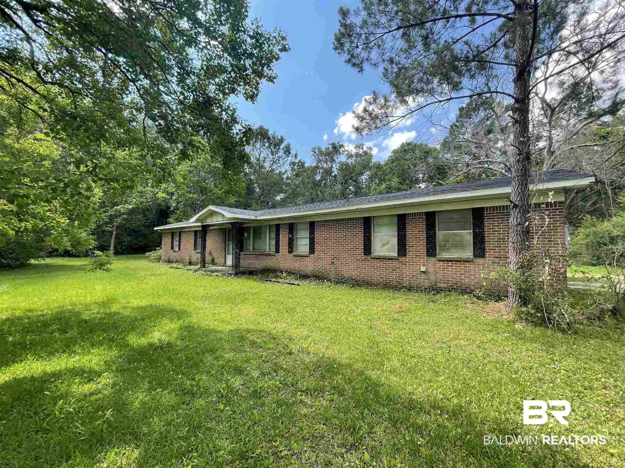 2303 Club House Road Mobile, AL 36605 - Photo 2 of 18