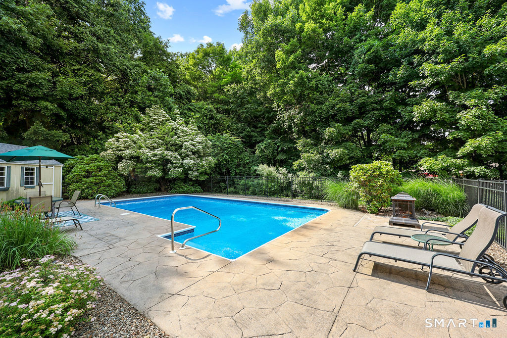 209 Lancaster Way Cheshire, CT 06410 - Photo 33 of 40