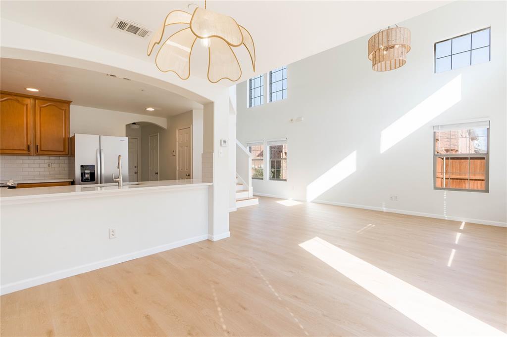 1179 Landon Lane Allen, TX 75013 - Photo 9 of 31