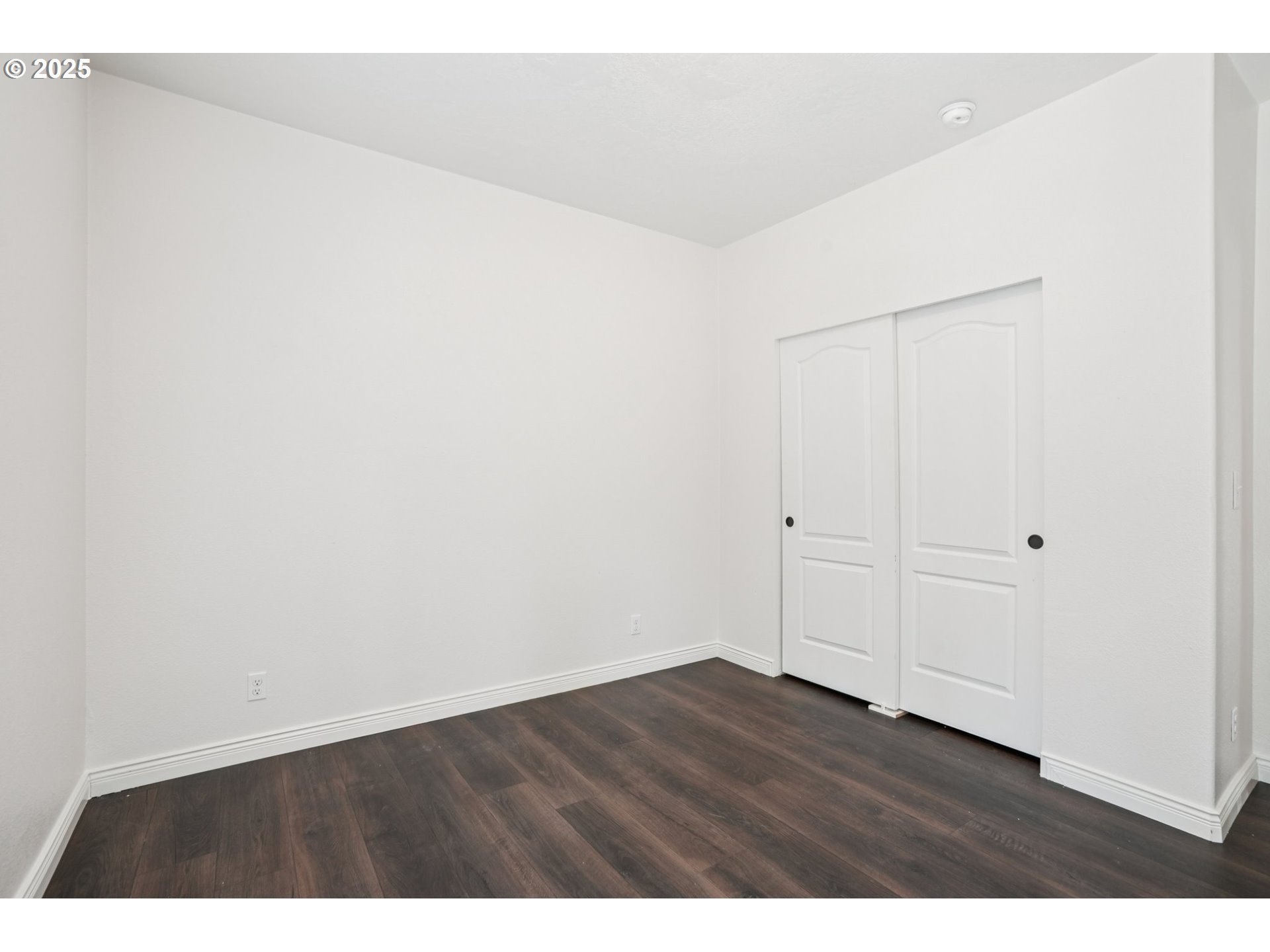 64314 East Barlow Trail Road Rhododendron, OR 97049 - Photo 16 of 30 a view of an empty room