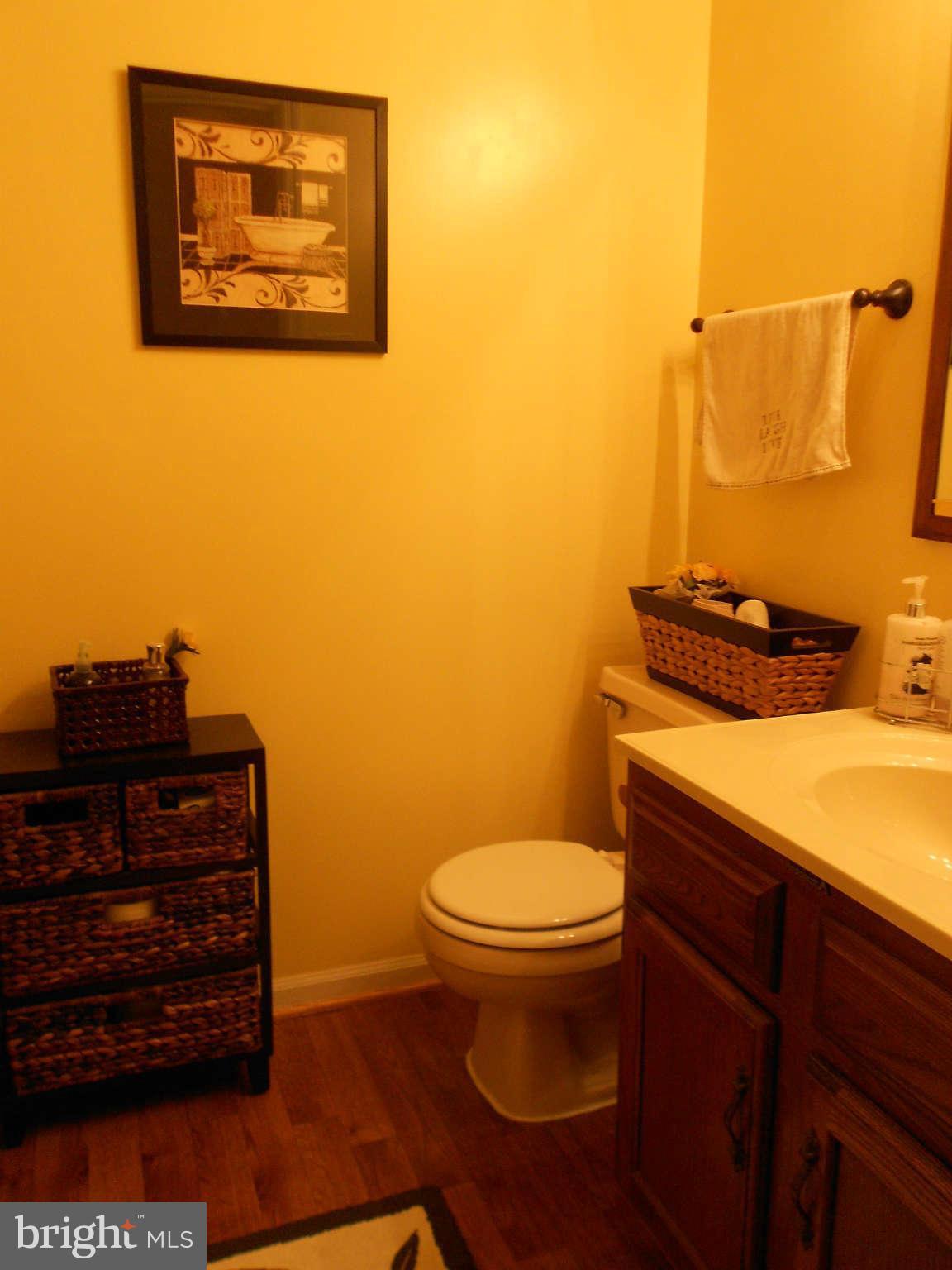 713 Deering Road, Unit 5J Pasadena, MD 21122 - Photo 19 of 26 Bath