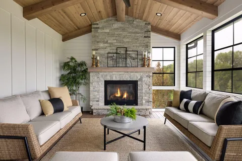 $2,695,000 | 2073 Bridgevine Court, Independence, MN 55359