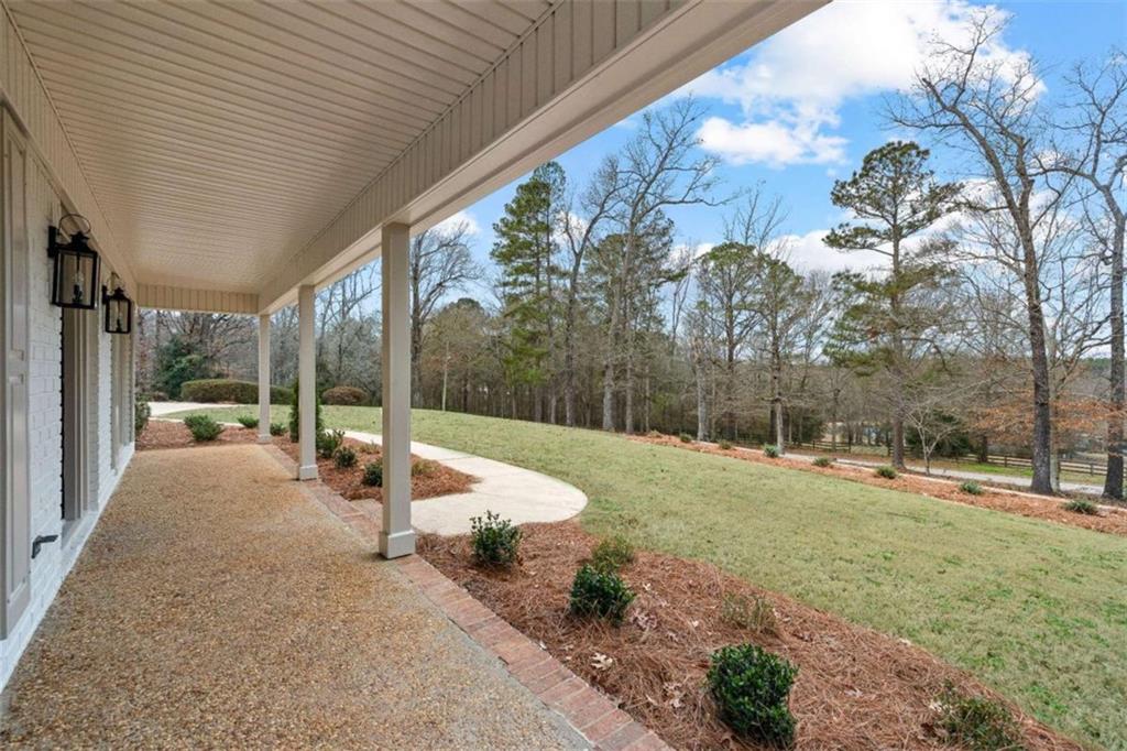 2237 Sewell Mill Road Newnan, GA 30263 - Photo 5 of 48