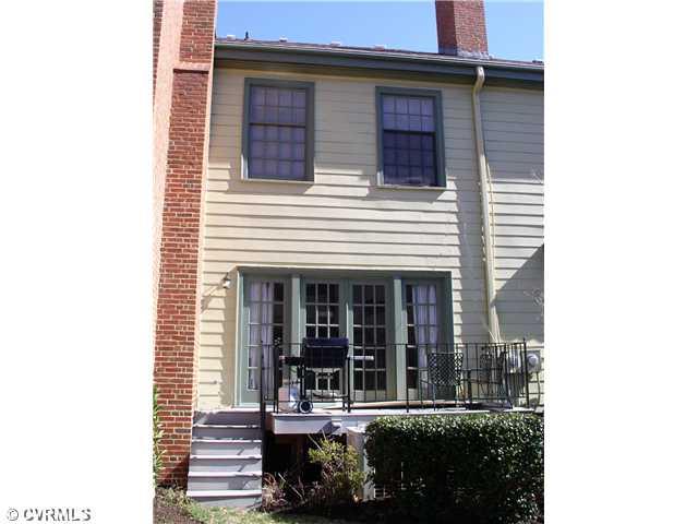 300 North Ridge Road, Unit 16 Henrico, VA 23229 - Photo 2 of 10 Exterior Back - Sunny rear deck.