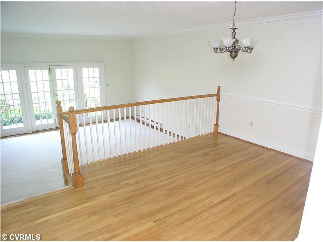 300 North Ridge Road, Unit 16 Henrico, VA 23229 - Photo 5 of 10 Dining Room