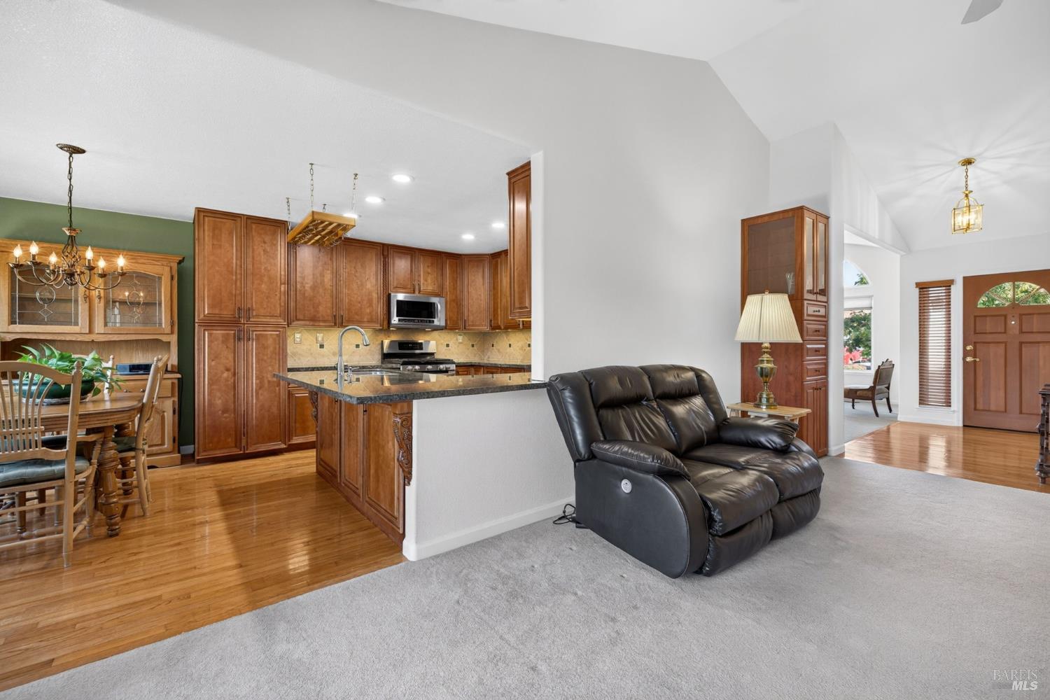 2179 Erika Street Santa Rosa, CA 95403 - Photo 9 of 44 Gallery Image 9