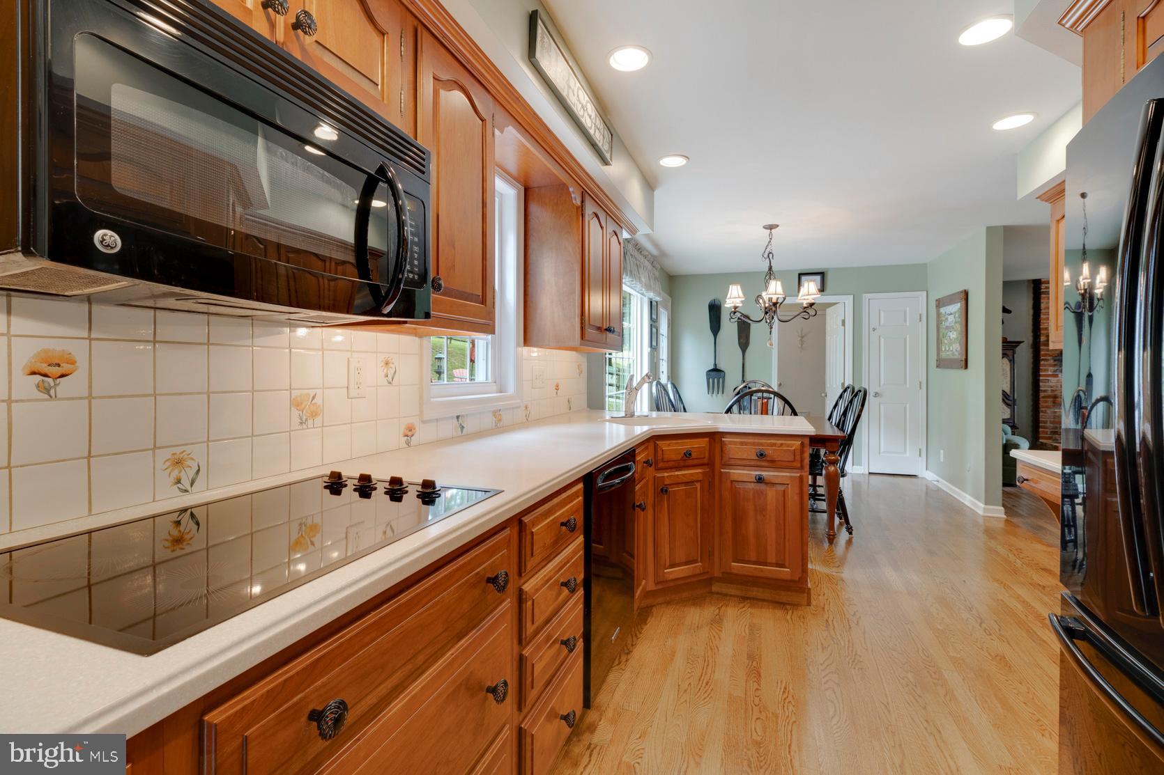 12 Roberts Road Newtown Square, PA 19073 - Photo 14 of 56