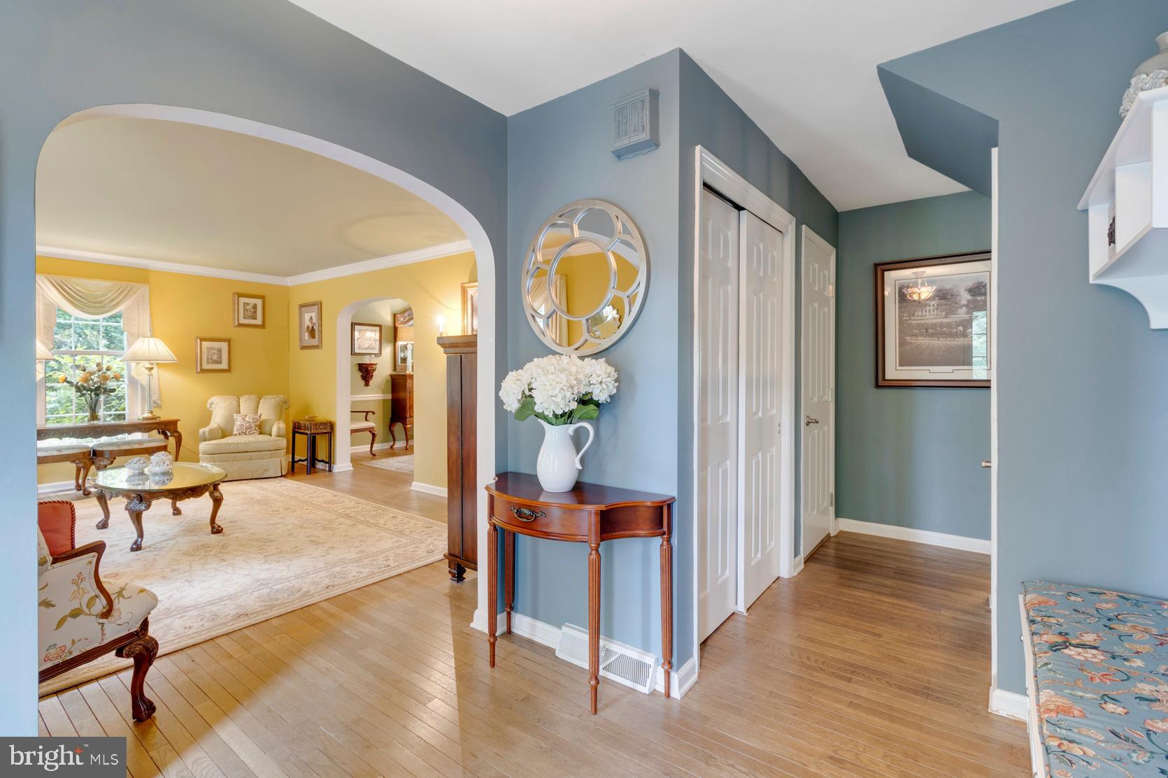 12 Roberts Road Newtown Square, PA 19073 - Photo 5 of 56