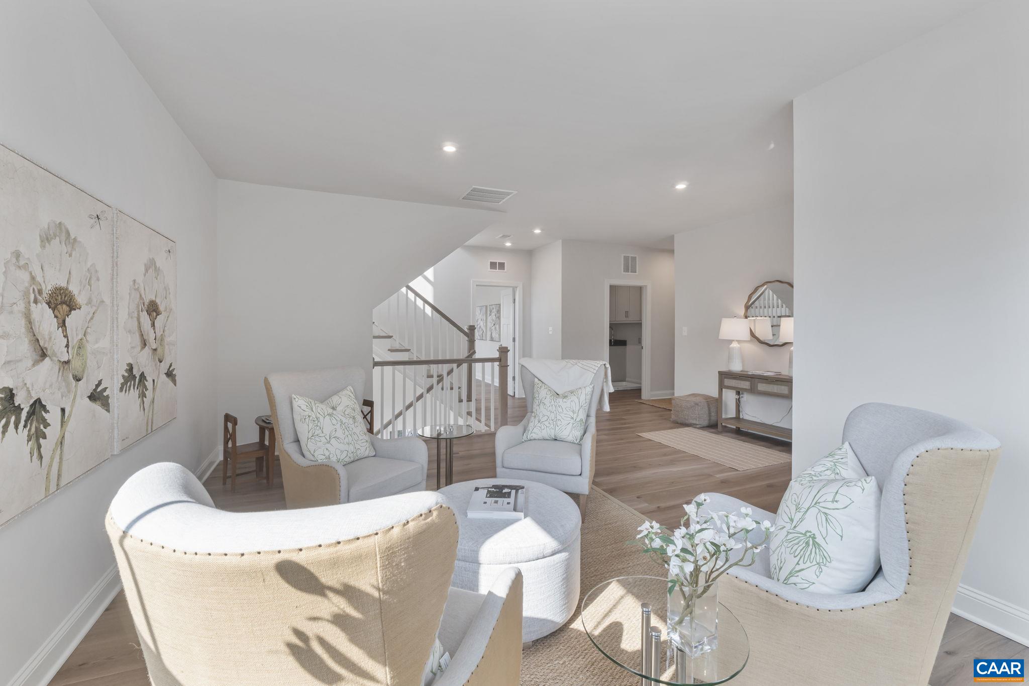 1805 Fowler Street Charlottesville, VA 22901 - Photo 31 of 60 a living room with furniture