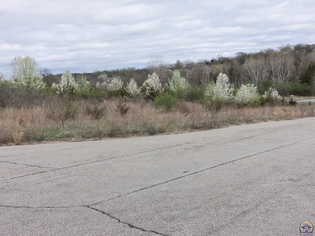 $19,500 | 6322 Southwest 46th Park, Topeka, KS 66610