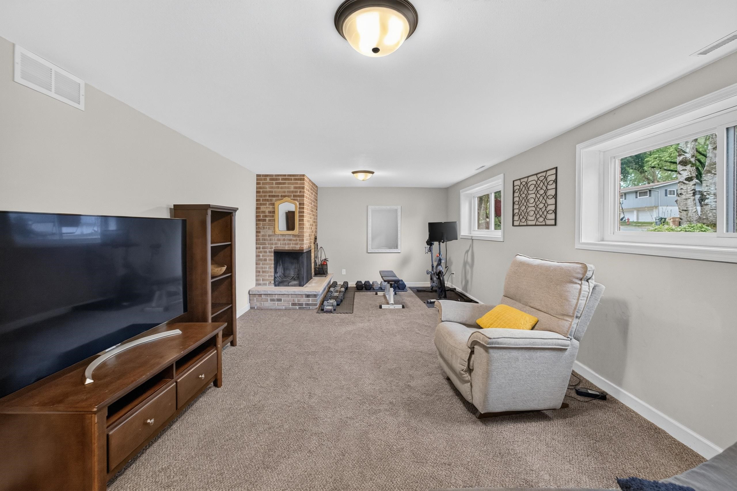 1133 Frisch Road Madison, WI 53711 - Photo 30 of 39