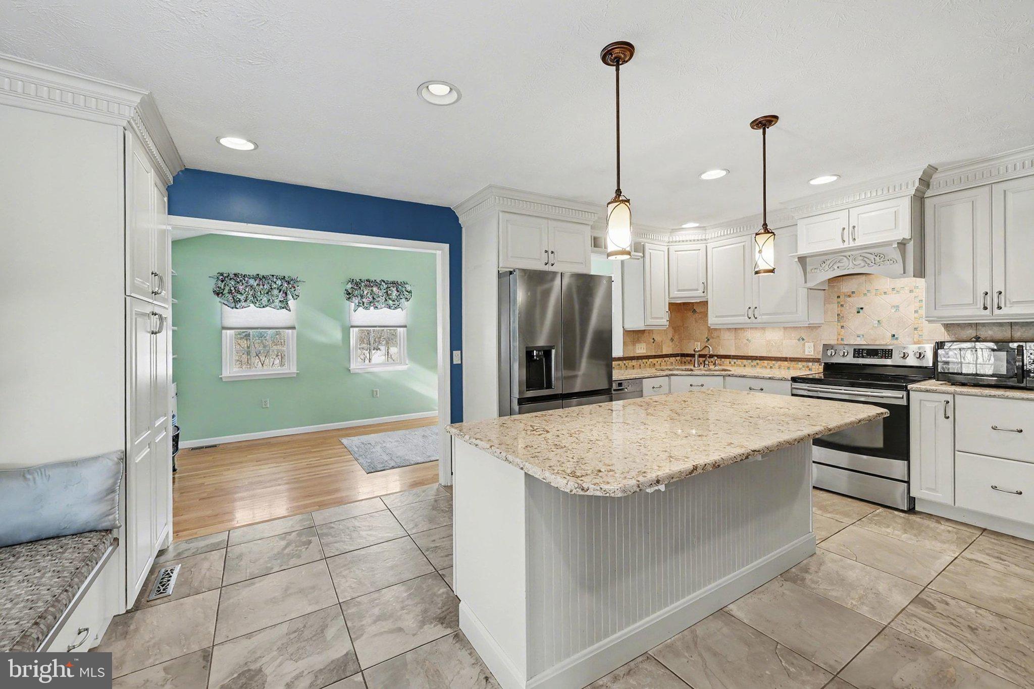 662 Beinhower Road Etters, PA 17319 - Photo 5 of 25