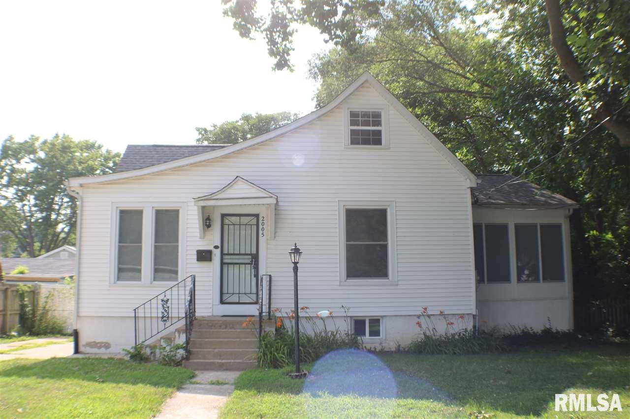 2005 Elizabeth Street Springfield, IL 62702 - Photo 1 of 13