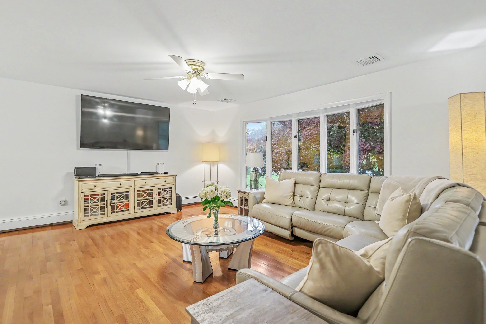 49 Meadowview Road North Andover, MA 01845 - Photo 7 of 37 Gallery Image 7
