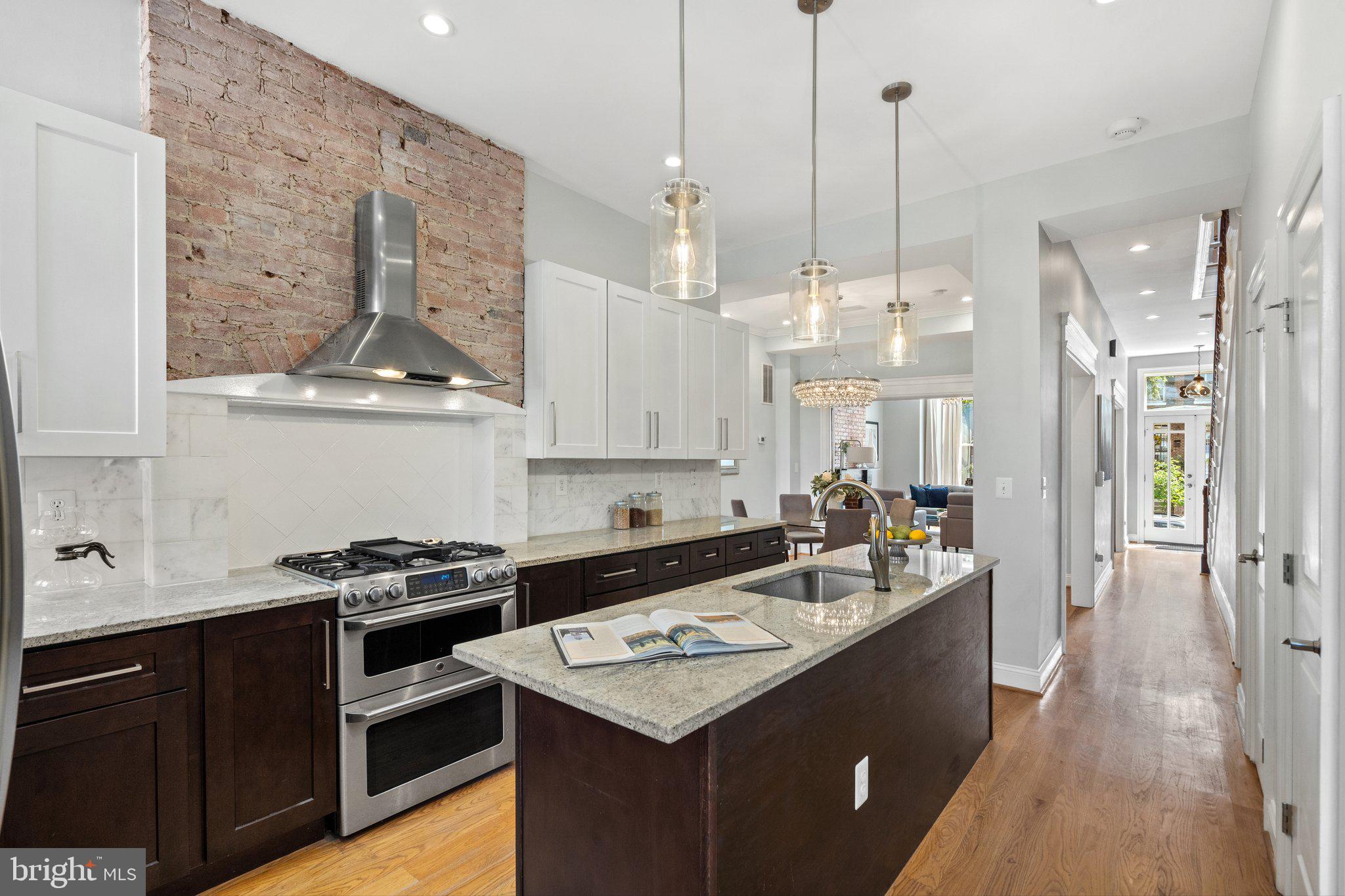 628 E Street Northeast Washington, DC 20002 - Photo 16 of 46 Attractive hood vent