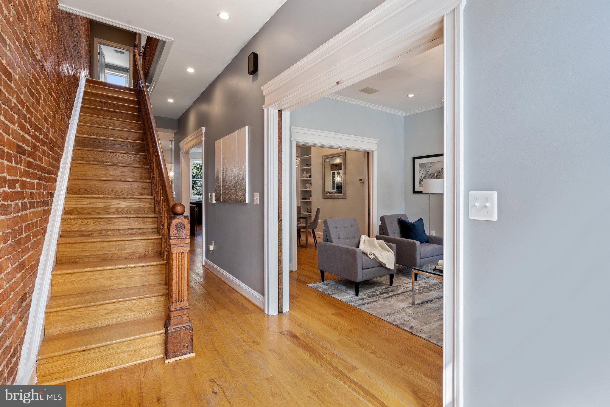 628 E Street Northeast Washington, DC 20002 - Photo 19 of 46 Original oak stair rail