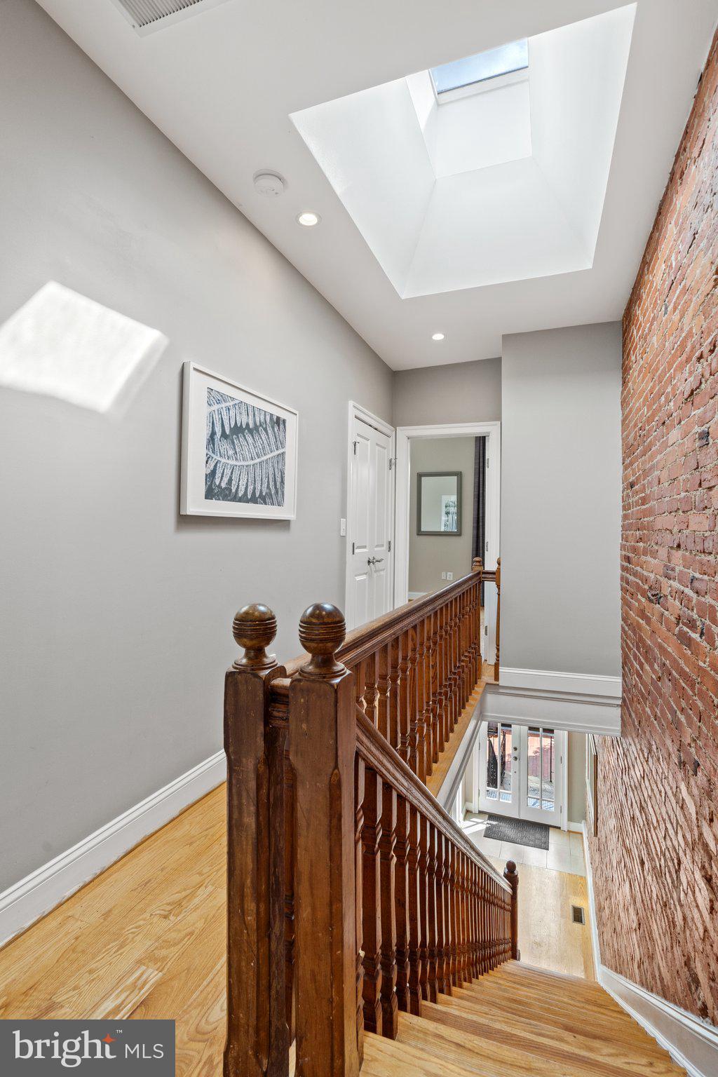 628 E Street Northeast Washington, DC 20002 - Photo 20 of 46 Skylit upper level