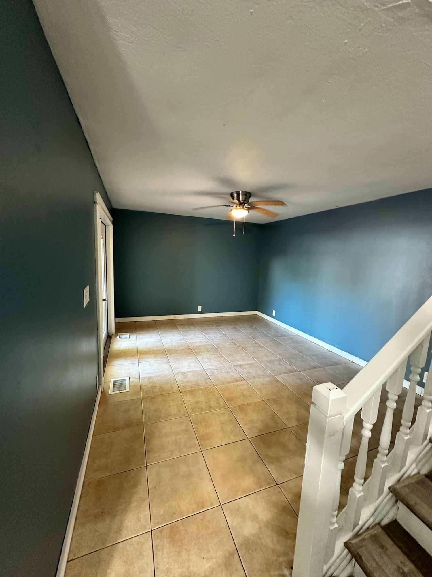 3210 Eagle Avenue Key West, FL 33040 - Photo 9 of 35 Photo Dec 22 2024, 14 09 59