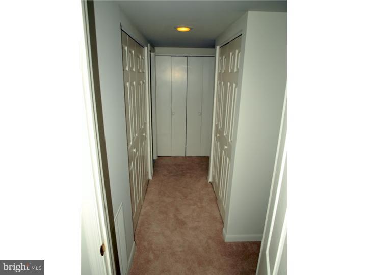 179 Valley Stream Circle Chesterbrook, PA 19087 - Photo 12 of 20 Hallway