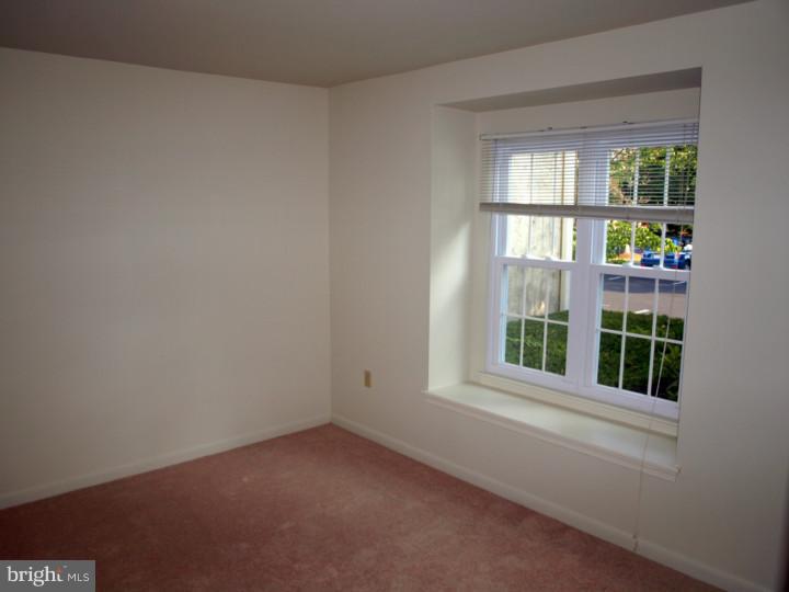 179 Valley Stream Circle Chesterbrook, PA 19087 - Photo 10 of 20 Bedroom