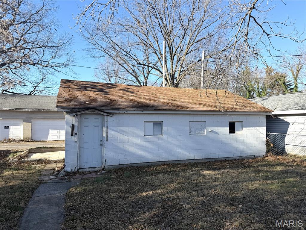 725 Lee Belleville, IL 62221 - Photo 29 of 31