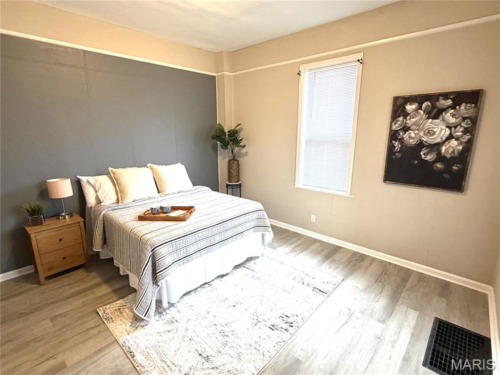 725 Lee Belleville, IL 62221 - Photo 5 of 31