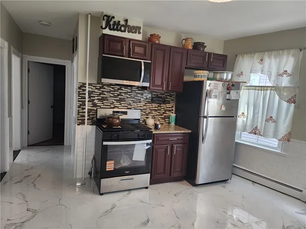 $699,900 | 7 Mt Vernon Street, Providence, RI 02907