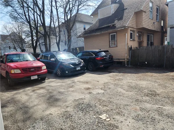 $699,900 | 7 Mt Vernon Street, Providence, RI 02907