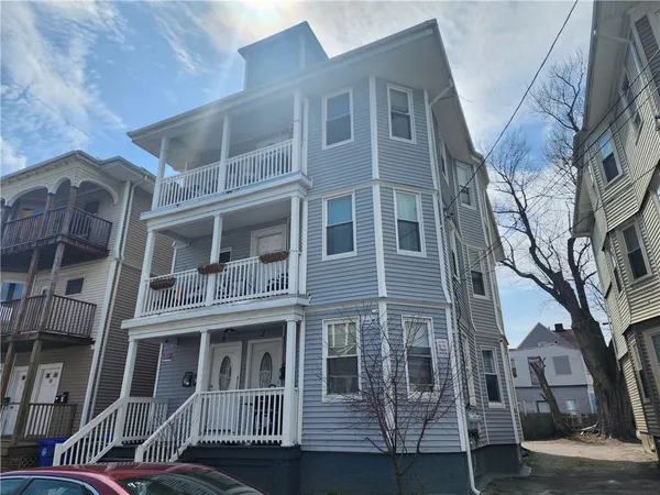 $699,900 | 7 Mt Vernon Street, Providence, RI 02907