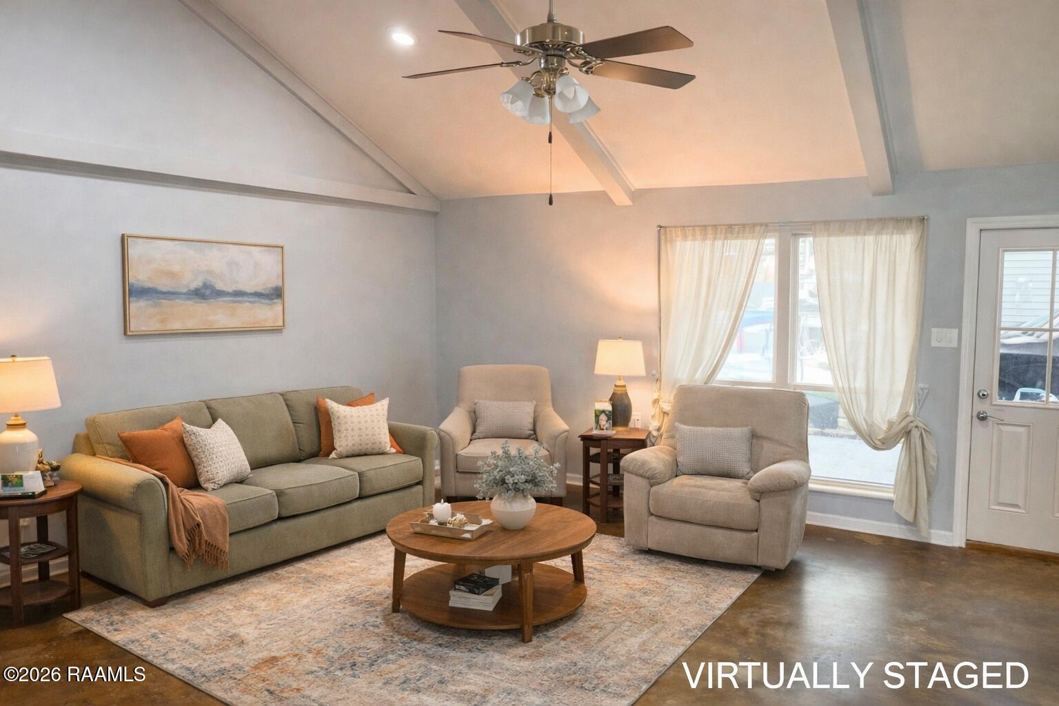 16508 Patton Avenue Baton Rouge, LA 70816 - Photo 2 of 10 Welcoming space