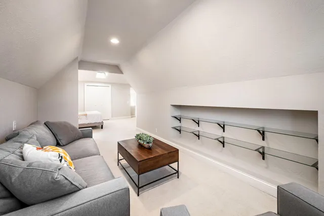 $740,000 | 5240 Ewing Avenue South, Minneapolis, MN 55410