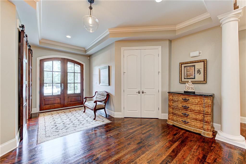 1982 Finchley Road Carmel, IN 46032 - Photo 5 of 60 Gallery Image 5